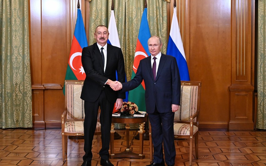 Vladimir Putin İlham Əliyevi təbrik edib