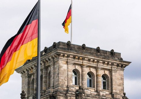 Правительство Германии осудило провокацию на мусульманском кладбище