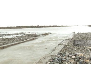 Dam collapses in Bala Kura delta in Azerbaijan's Neftchala