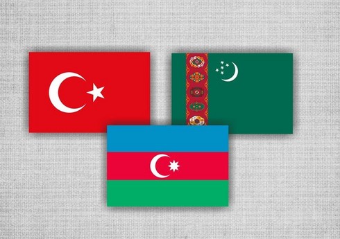 Чавушоглу поговорил с главами МИД Азербайджана и Туркменистана
