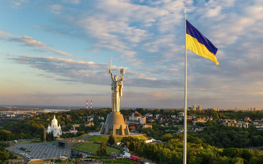 В Киеве более 30 посольств возобновили свою работу