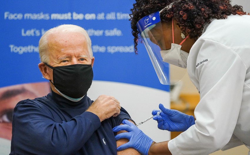 Biden eyes buying 200M doses of COVID vaccines