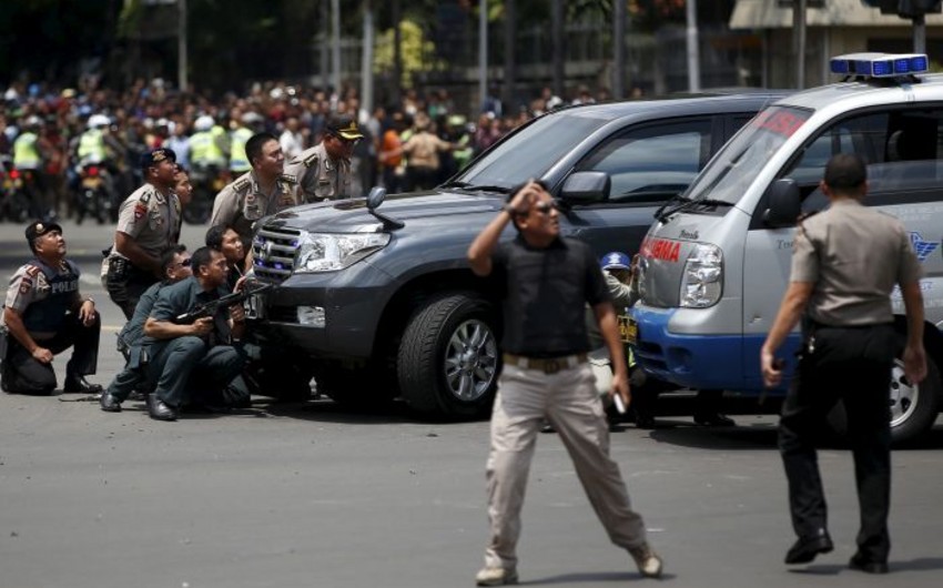 СМИ: Индонезийские силовики ликвидировали четырех боевиков после серии взрывов в Джакарте