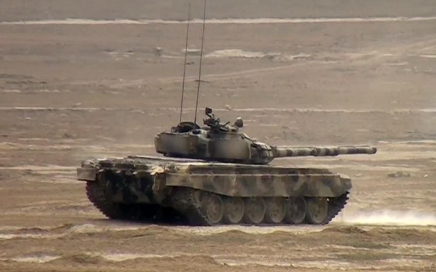 MN: Azərbaycan Ordusunun tank bölmələrinin döyüş hazırlığı təkmilləşdirilir