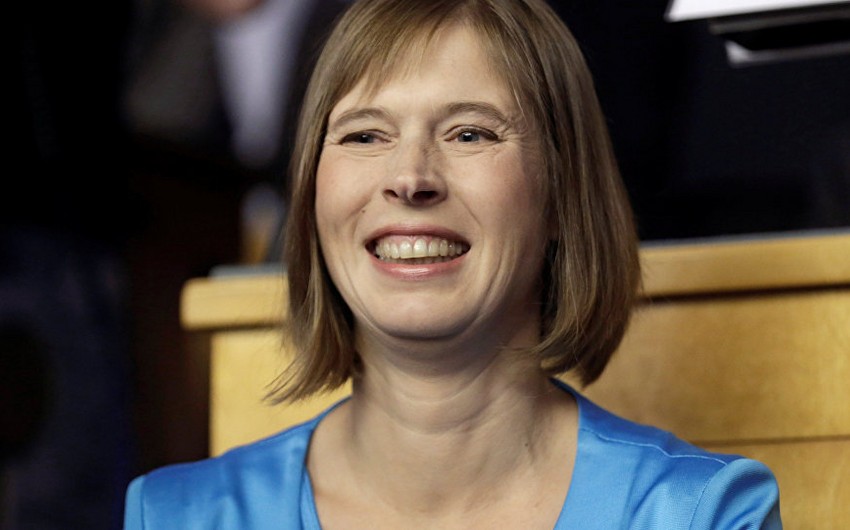 Первая женщина-президент в Эстонии вступила в должность