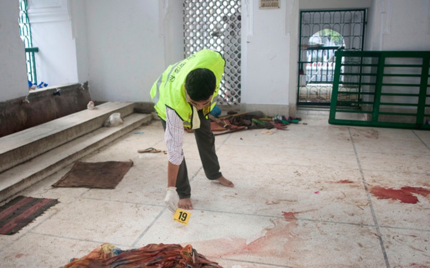 В одной из мечетей Бангладеш произошел взрыв во время пятничной молитвы