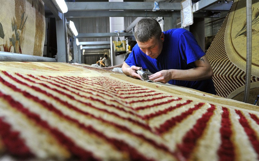 Bakıda xalça istehsalı emalatxanasının tikintisi üçün 2 milyon manat ayrılıb