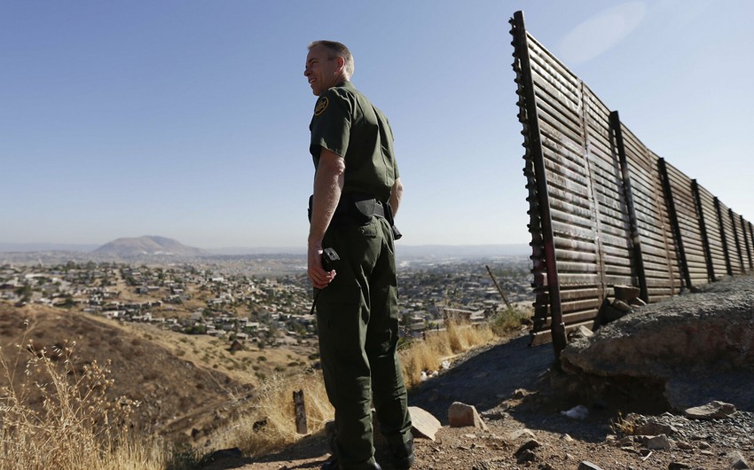 Biden cancels border wall projects