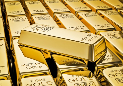 Стоимость золота поднялась выше 2 тыс. долларов за тройскую унцию