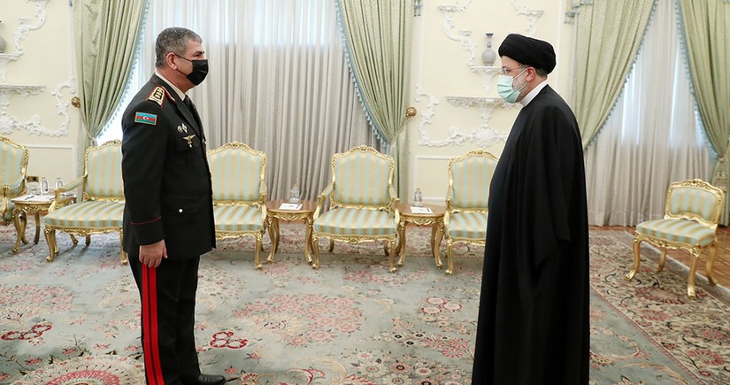 Президент Ирана: Убежден, что отношения с Азербайджаном продолжат успешно развиваться
