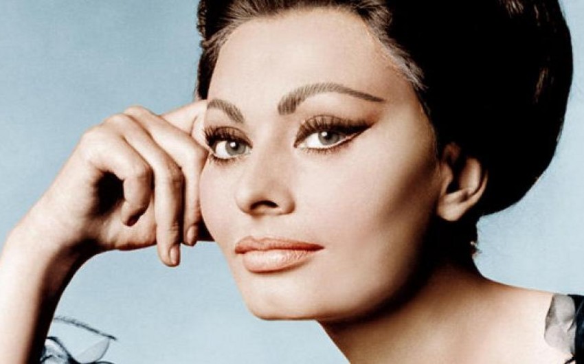 Sophia Loren hospitalized