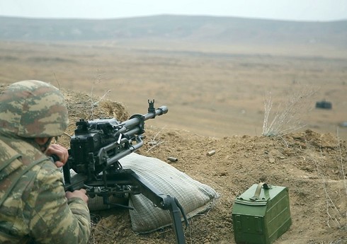 В Азербайджанской армии выполнены учебные стрельбы