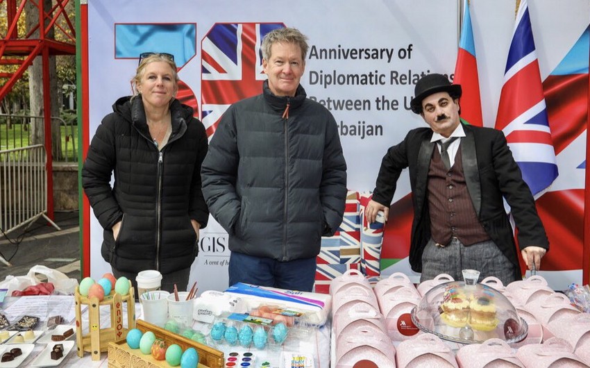 Посольство Великобритании в Азербайджане пожертвует деньги Красному кресту Украины 
