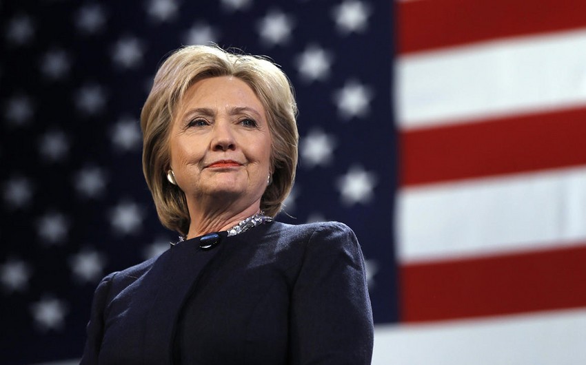 Хиллари Клинтон продолжает лидировать в гонке за пост президента США - ОПРОС