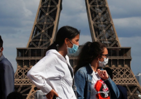 Во Франции за сутки выявили более 7 тысяч случаев коронавируса