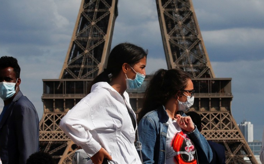 Во Франции за сутки выявили более 7 тысяч случаев коронавируса