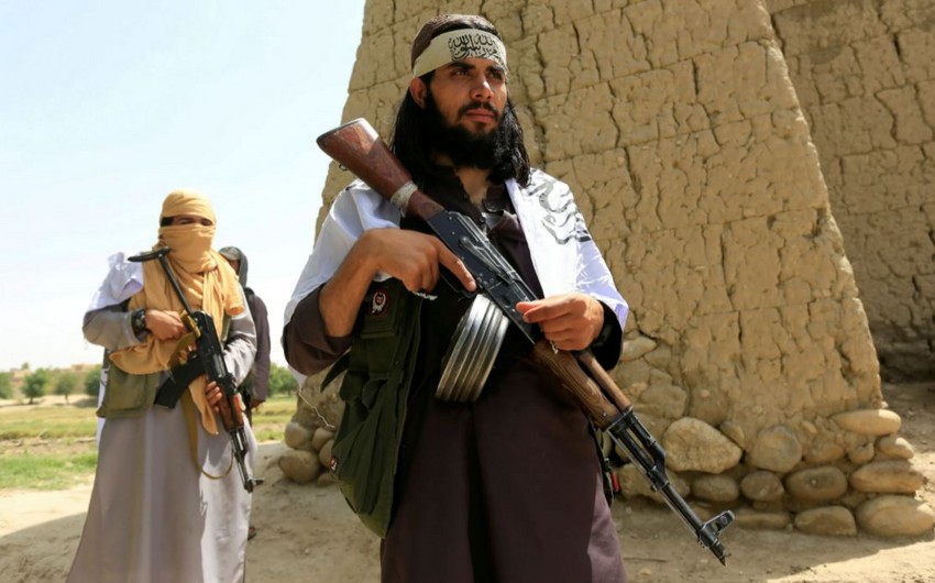 Талибы захватили главный переход через границу Афганистана и Таджикистана