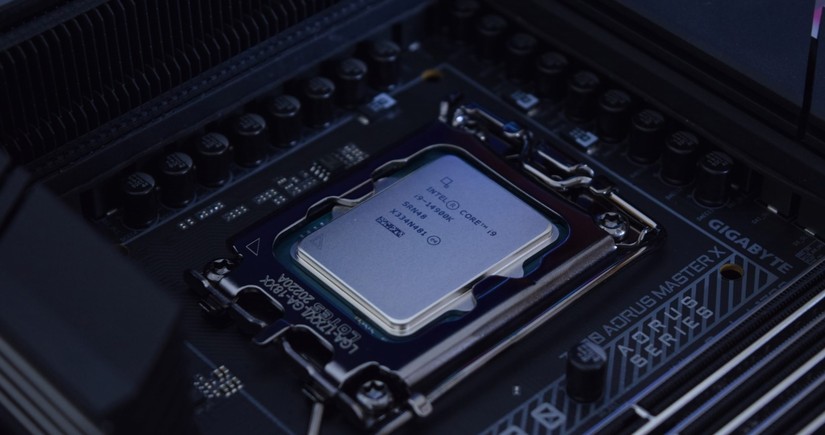 Мощность процессоров Intel понизили из-за ошибок