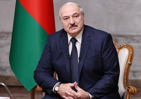 Александр Лукашенко: "Фашисты хотели отрезать нашу армию от бакинской нефти"