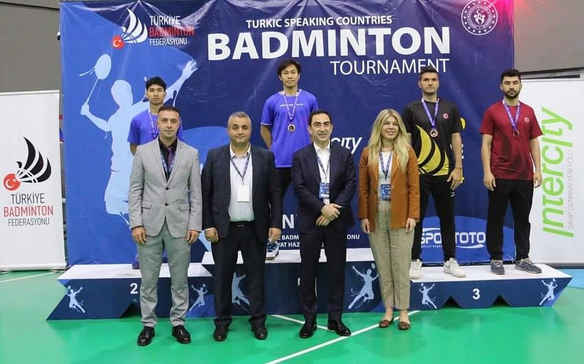 Azərbaycan badmintonçuları Türkiyədə 9 medal qazanıblar