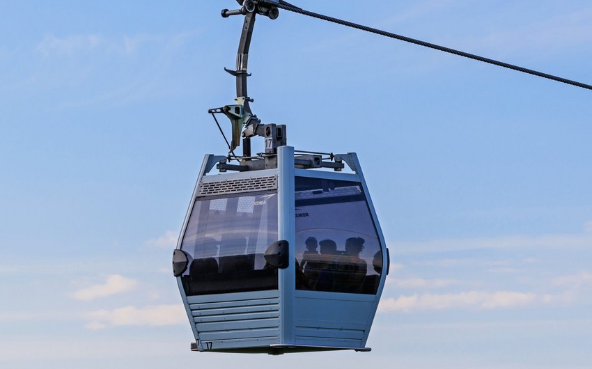 Cable car accident kills at least 8 people in Italy