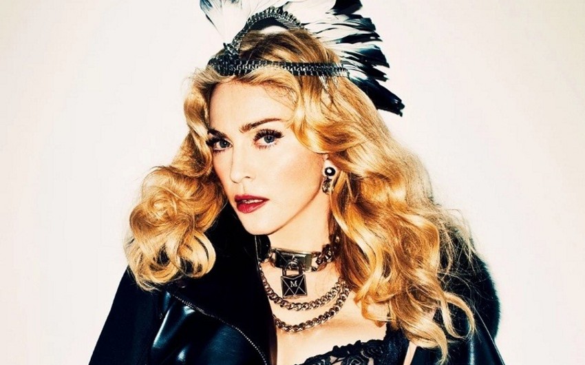 Мадонна отложила шоу в Нью-Йорке из-за травмы колена