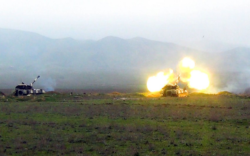 Rocket and artillery units launch live-fire exercises - VIDEO