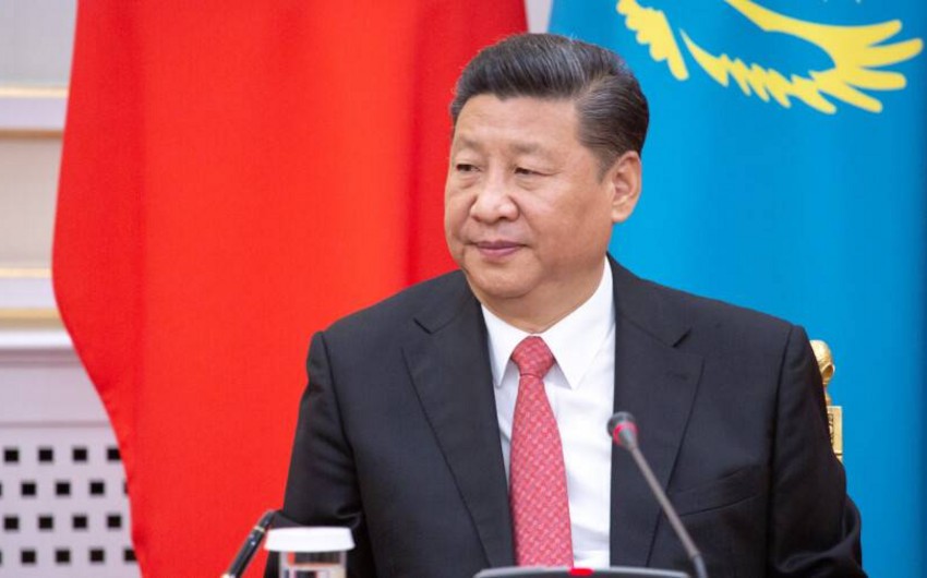 Xi Jinping arrives in Kazakhstan