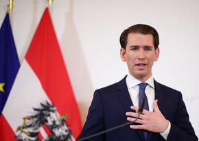 Канцлер Австрии впервые станет отцом