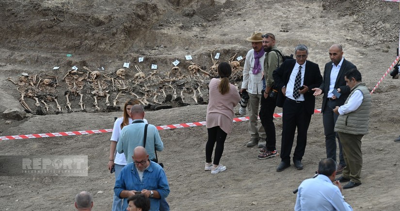 Journalists and NGO representatives see remains of soldiers' bodies in Edilli
