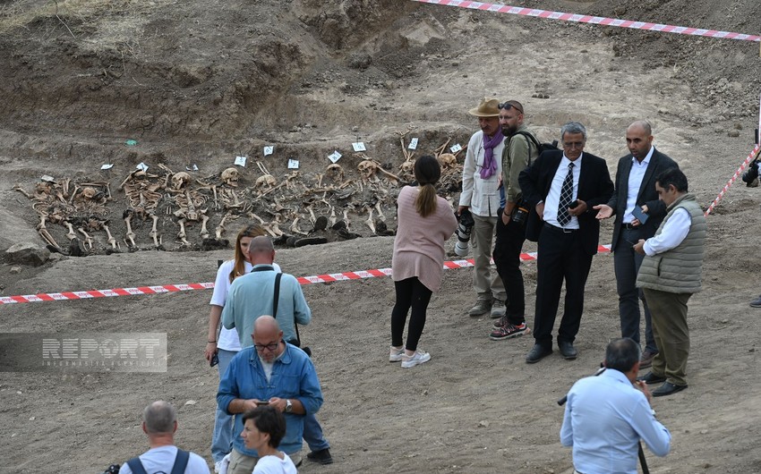 Journalists and NGO representatives see remains of soldiers' bodies in Edilli