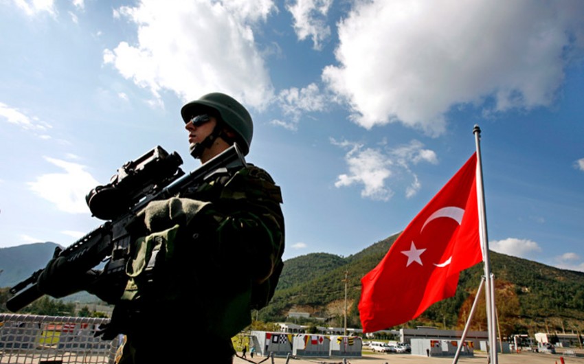 СМИ: В Турции задержаны двое предполагаемых террористов-смертников