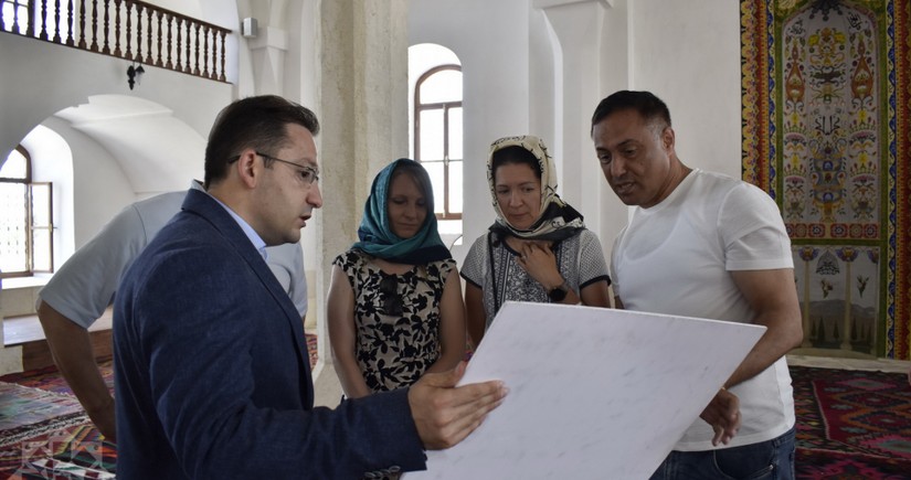 Депутаты парламента Венгрии ознакомились в Агдаме с восстановительными работами