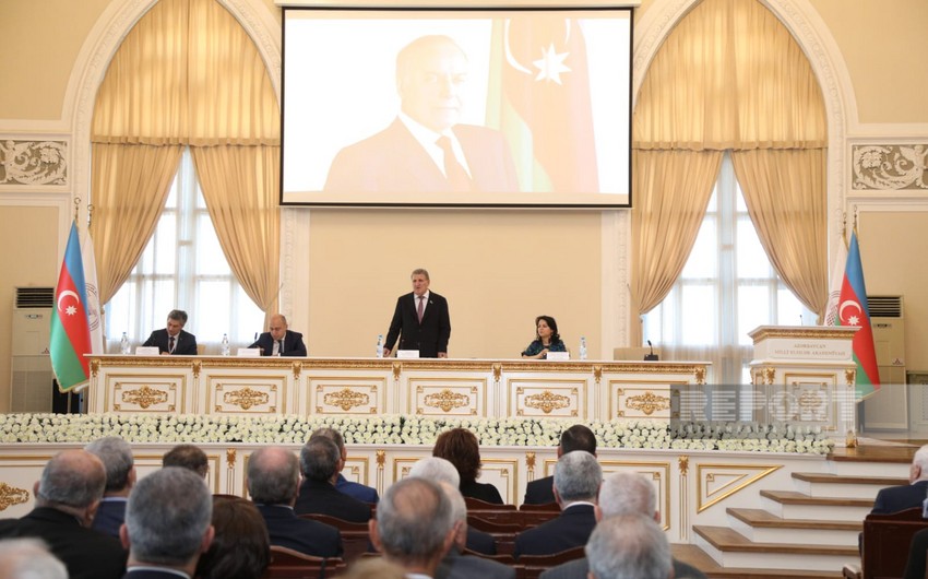 Проходит общее собрание Национальной академии наук Азербайджана
