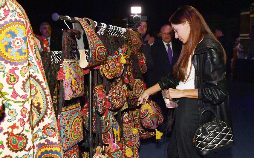 Mehriban Aliyeva views 'Illusions of Time' exhibition in Samarkand