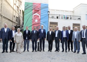 Начался визит делегации турецкой правящей партии в Азербайджан
