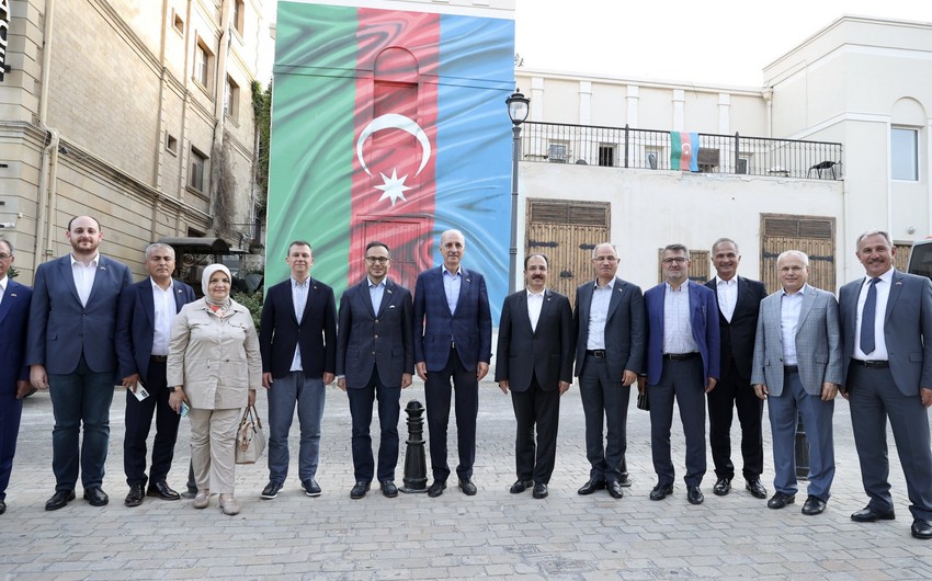 Delegation of Turkish ruling party embarks on visit to Azerbaijan