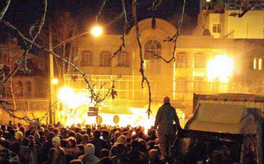 ​В Иране арестовано около 100 человек по делу о нападении на посольство Саудовской Аравии