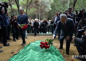 Lotfi Zadeh buried at 1st Alley of Honor in Baku