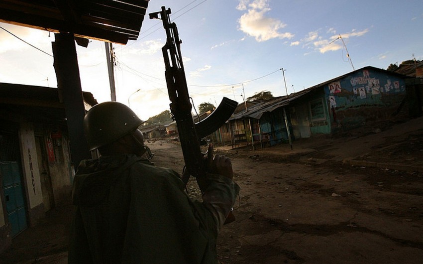 В западной части Кении полицейский убил шесть своих коллег
