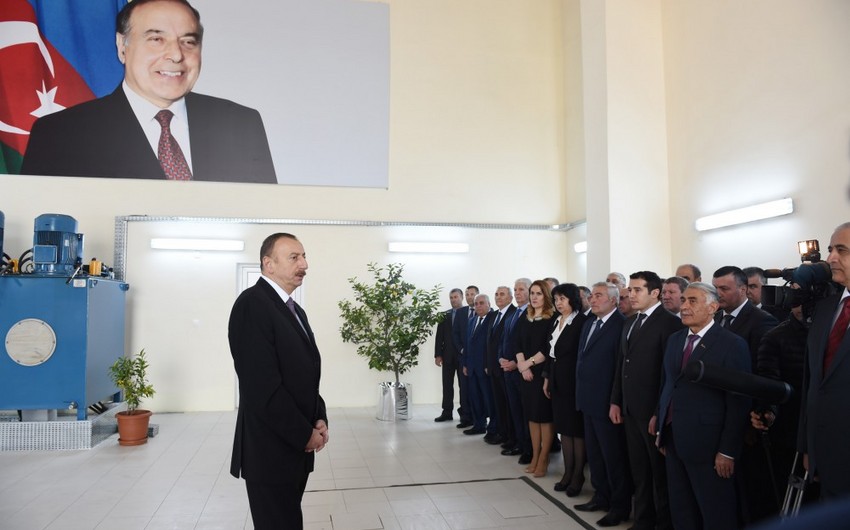 Президент Азербайджана: Развитие финансового и экономического сектора позволит нам не зависеть от цен на нефть