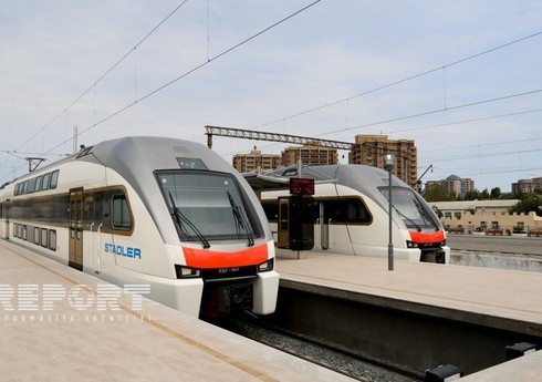 АЖД: Пассажирский поезд Баку-Сумгайыт был задержан из-за технической неисправности