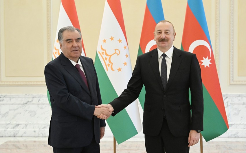 Tajik president congratulates president of Azerbaijan