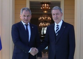 Turkish, Russian defense ministers discuss Syria, region