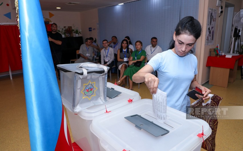 Voter turnout in Azerbaijan's snap parliamentary elections varies across districts