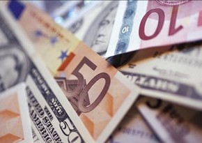 Azerbaijan's foreign exchange market shrinks by 12%