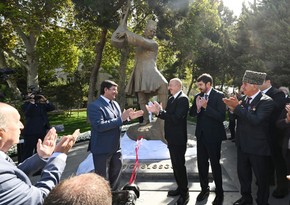 President Ilham Aliyev attends unveiling of Ashig Alasgar's monument in Baku