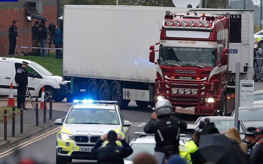 В Британии водитель грузовика признался в убийстве 39 мигрантов - ФОТО