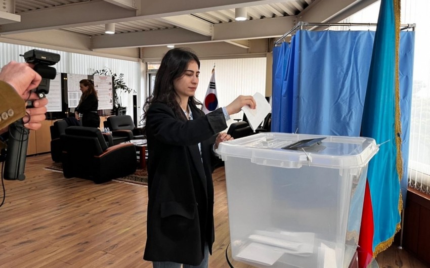 Voting in Azerbaijani presidential elections ends in South Korea