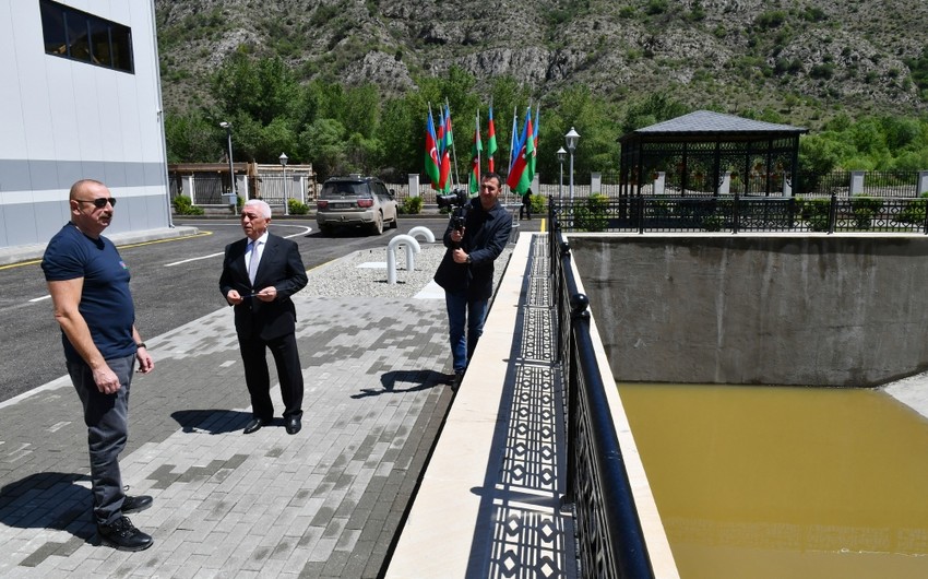  Ilham Aliyev views construction progress at Sarigishlag hydroelectric power station owned by Azerenergy in Zangilan